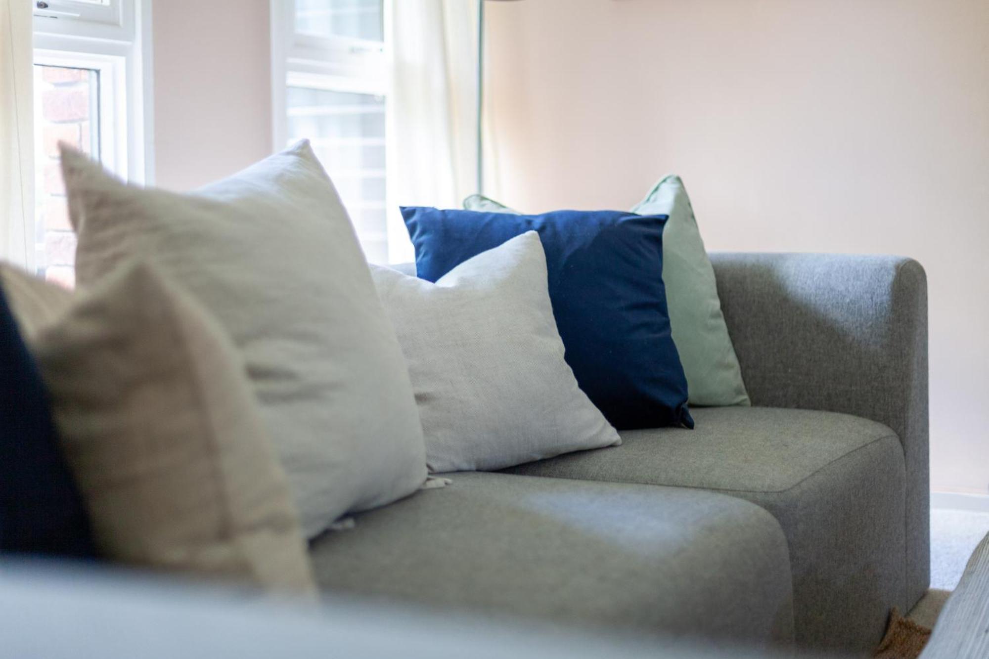 Mezzanine 3-bed In Central London, By Westminster Apartamento